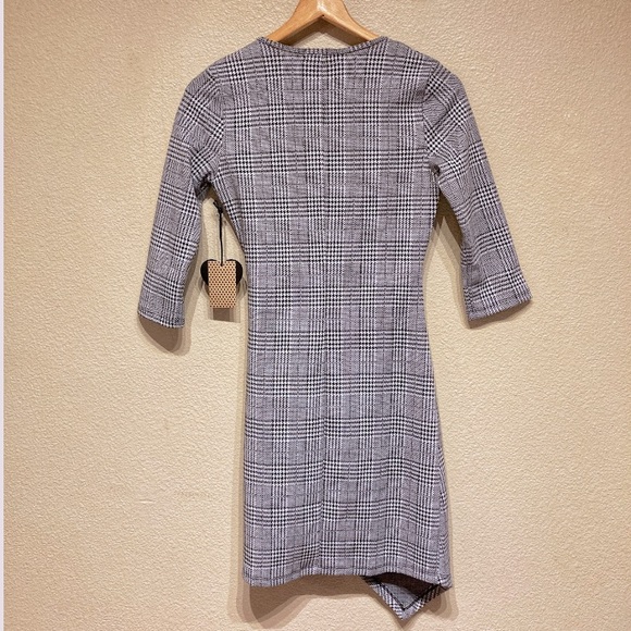 Fitted Asymmetrical Dress by Popular Basics - Picture 2 of 4